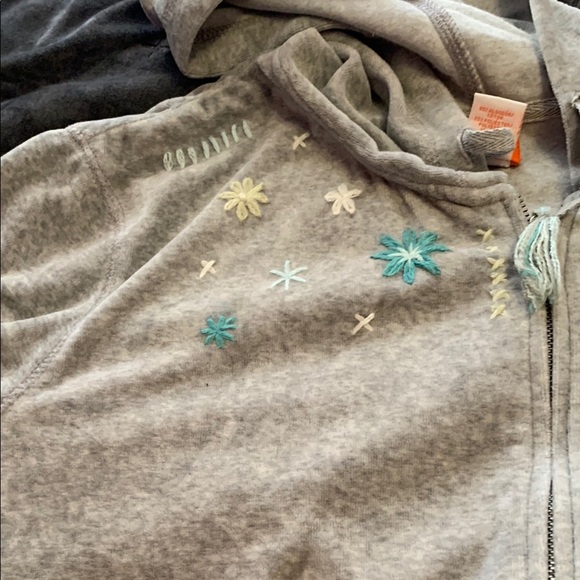 Women’s Gray Embroidered Hoodie - Picture 10 of 12